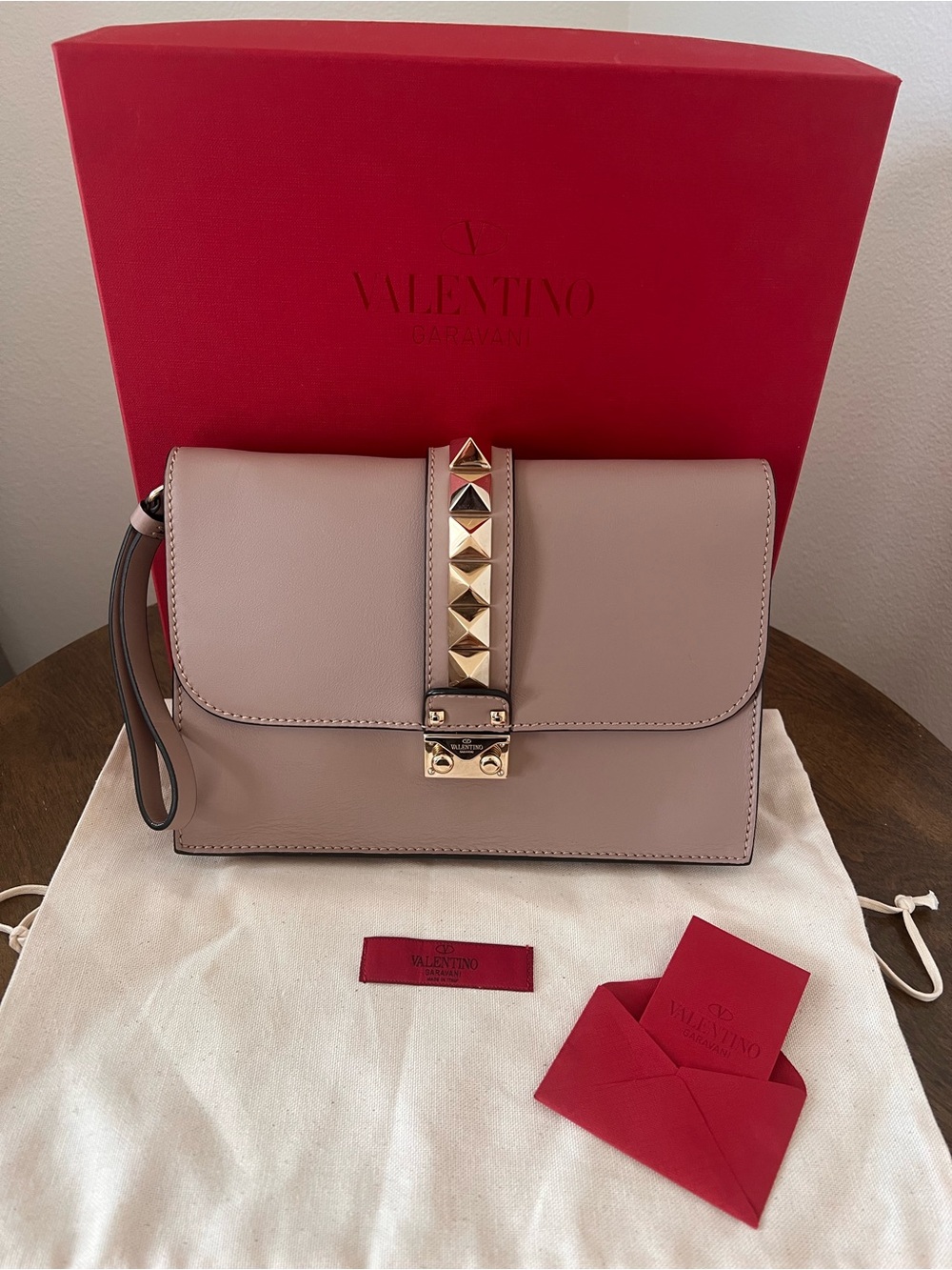 RARE Valentino Garavani Poudre Glam Lock Rockstud Large Wristlet Clutch Bag AUTH